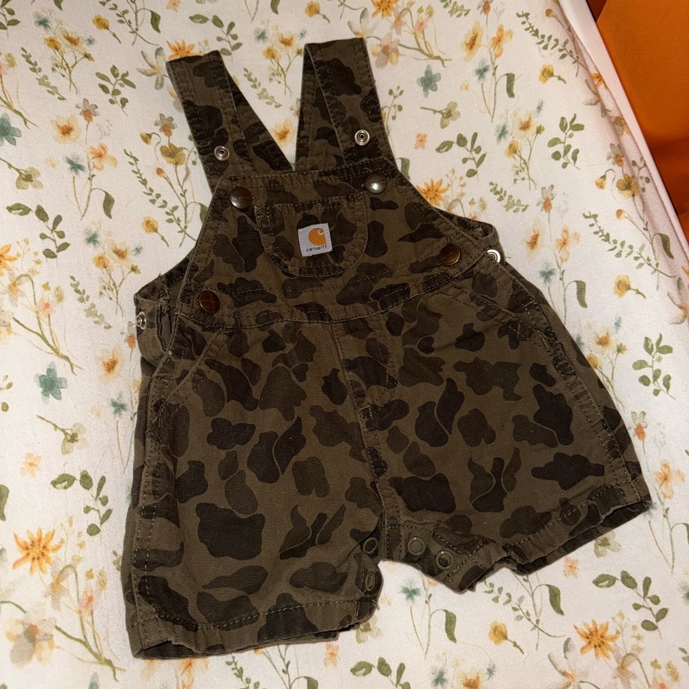 Camo carhartt short overalls 6months
